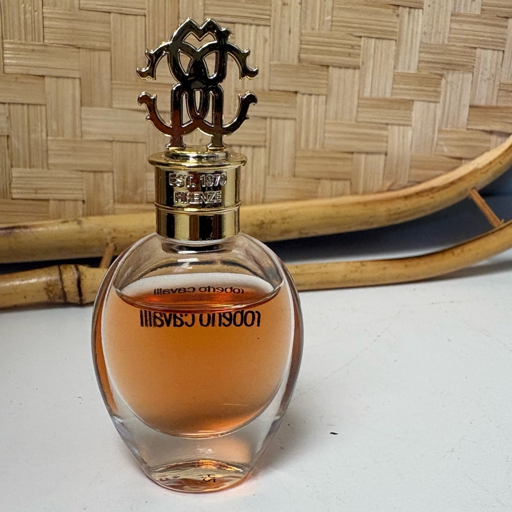 Roberto Cavalli Eau de Perfume Minin Bottle .17 FL OZ Made in France 5ml - Picture 4 of 4